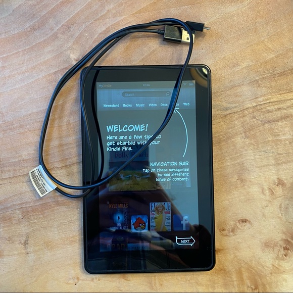 Kindle Fire - 1st Generation - Picture 5 of 9